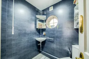 Captivating 1-bed House in Coleshill, Birmingham - Image 3
