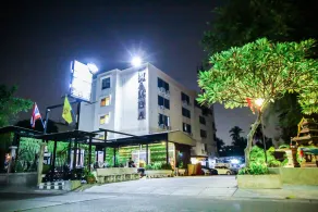 MAMBA and Baan Aranya Serviced Apartment - Image 4