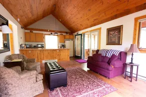 Brickyard Cottage 3 by Winfield Inn - Image 5