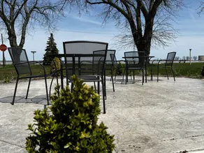The Cedar Motel - Image 4