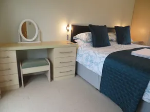 Little Hayman Lodge- Suit Solo Travellers/couple - Image 3