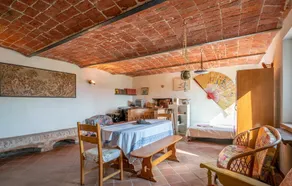 Beautiful Home in Vignale Monferrato With Wifi and 4 Bedrooms - Image 3