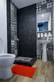 Iconic Athens Hostel - Image 4