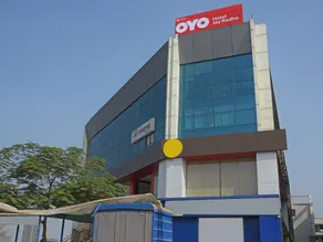 Hotel Jay Radhe by OYO Rooms - Image 4