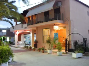 Kripis Studio Pefkohori - Image 5