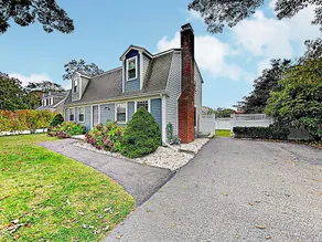Walkable Falmouth Hts Beach Home by RedAwning - Image 4