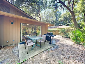 Sea Pines 2br W/ Patio, Near Beach 2 Bedroom Home - Image 4