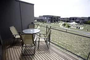 19 Coast Drive - Image 4