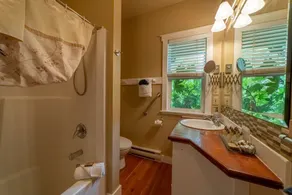 South Chestermans Beach Retreat - Image 2