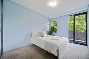 Terrace Living in the Heart of Sydney - Image 4