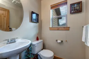 Luge Lane 5 Bedroom Townhouse by RedAwning - Image 4