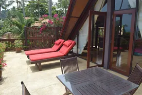 4 Bedroom Villa 4-30 seconds walk to the beach SDV025-By Samui Dream Villas - Image 2