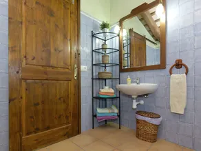 A farmhouse, with a private swimming pool in the Costa Brava. - Image 5