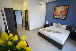 Golden Sunset Hotel - Image 4