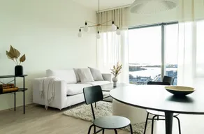 On the 17th floor with incredible view - Image 2
