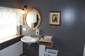 Lonsa Guesthouse - Image 5