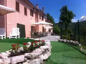 B&B Live Paradise - Image 2