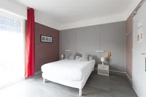 Le Pavillon Bleu - Image 3