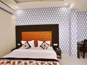 Hotel Smart Suites - Image 5