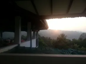 KANDY HOLIDAY HOME - Image 4
