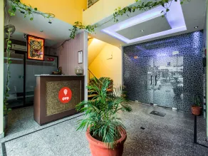 Hotel Seven Seas - Image 3