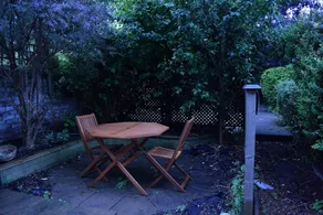 Spacious 1 Bedroom Apartment With Garden - Image 3