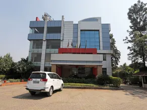 OYO 6401 The Neelam Executive - Image 5
