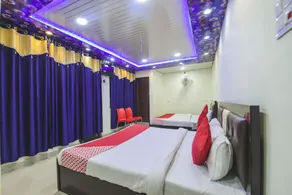 OYO 7917 Hotel Sunbeam - Image 3