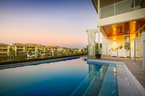 Vogue Living @ Hope Island Resort - Image 4