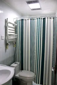 Great Wall Studio Apartments - Image 4