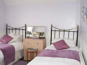 Courtenay House - B&B - Image 3