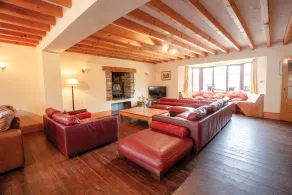 The Lake House Retreat - 7 Bedroom - Image 3