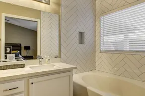 Sunny Heated Pool Retreat Near Las Vegas 1-story 3 Bedrooms Fully Equipped Island Kitchen - Image 3