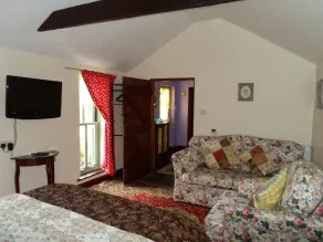 Forty Winks In North Norfolk - Image 2