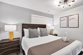 RA Suites - Image 3