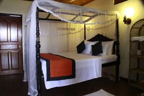 Nu Vin Beach - Image 2