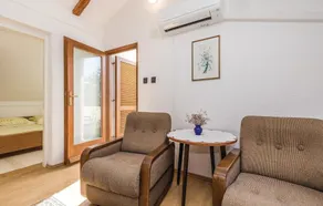 Beautiful Home in Potocnica With Wifi and 2 Bedrooms - Image 2