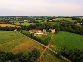 Les Tables De Crespin - Image 3