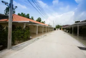 Arena Resort - Image 4