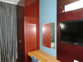 Elaf Al Bustan Hotel - Image 4