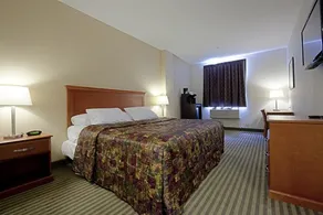 Americas Best Value Inn - Image 3
