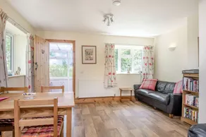 Sunshine Lodge - Image 2