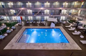 Walthall Lofts Apartments by Barsala - Image 4