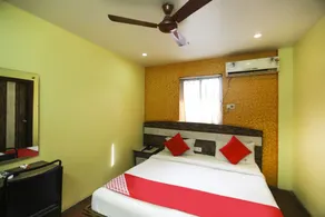Hotel Rock Star by OYO Rooms - Image 4