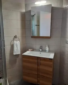 Vivas Apartment - Image 5