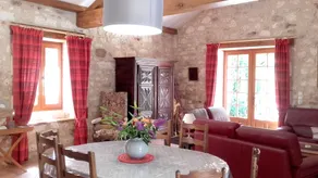 House With 4 Bedrooms in Saint-pierre-de-côle, With Private Pool, Furnished Garden and Wifi - Image 2