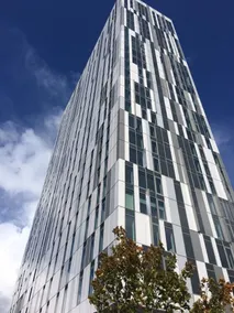 Beautiful 3 Bed Apartment in Media City - Image 4