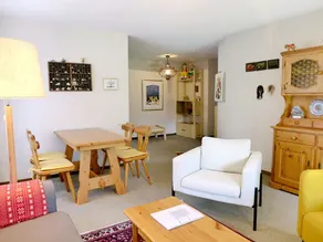 Chalet Simmental P-3 Zweisimmen - Image 3