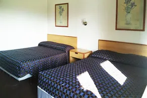 Port City Motel - Image 5