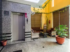 Hotel Seven Seas - Image 2